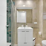 Bart 50 Meters From Playa Vistas *